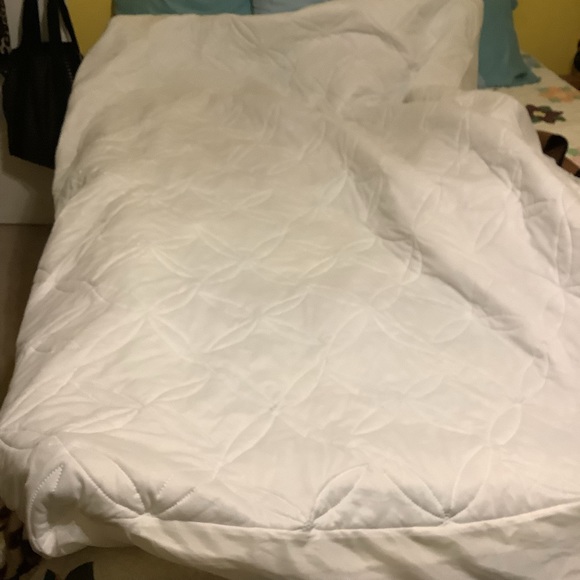 jcpenney Bedding Queens Size Waterproof Mattress Pad Poshmark